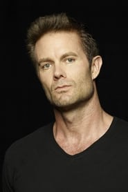 Garret Dillahunt